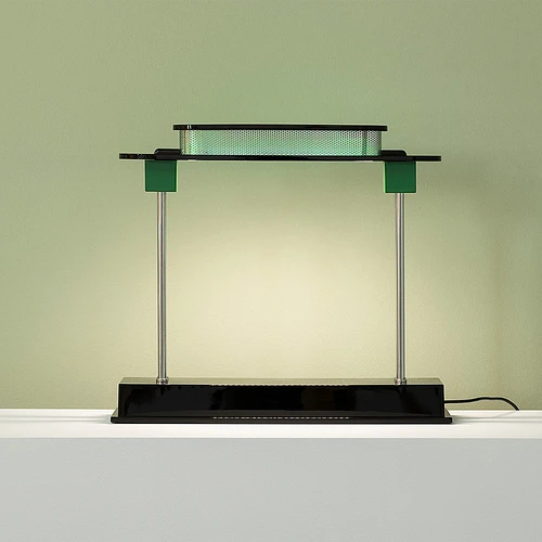 Artemide 台灯