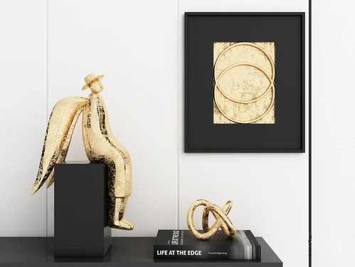 现代镀金人物雕塑3d模型